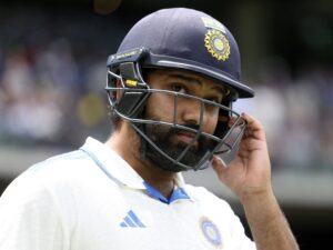 Read more about the article Retirement Hint? Australia Great Highlights Rohit Sharma’s “Unusual” Act, Says This On Virat Kohli