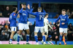 Read more about the article Everton Advance In FA Cup After Sean Dyche Dismissal