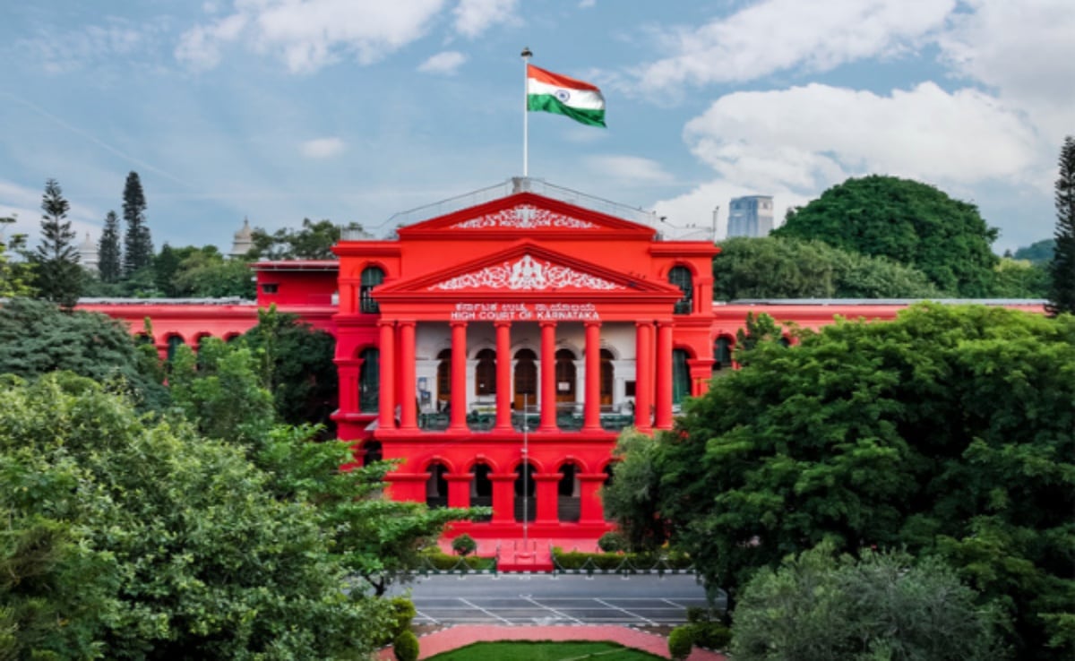 Read more about the article Lokayukta Submits Probe Report To Karnataka High Court