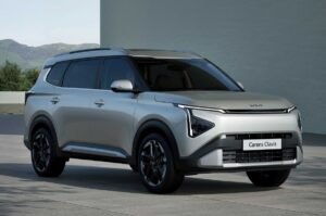 Read more about the article New Kia Carens Clavis HTX(O) launched at Rs 19.27 lakh