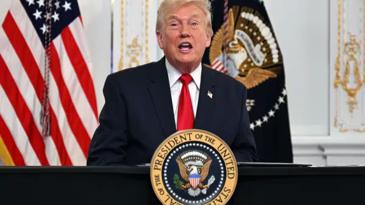 Trump fuels 2028 buzz with AI image hinting at third-term bid – Firstpost