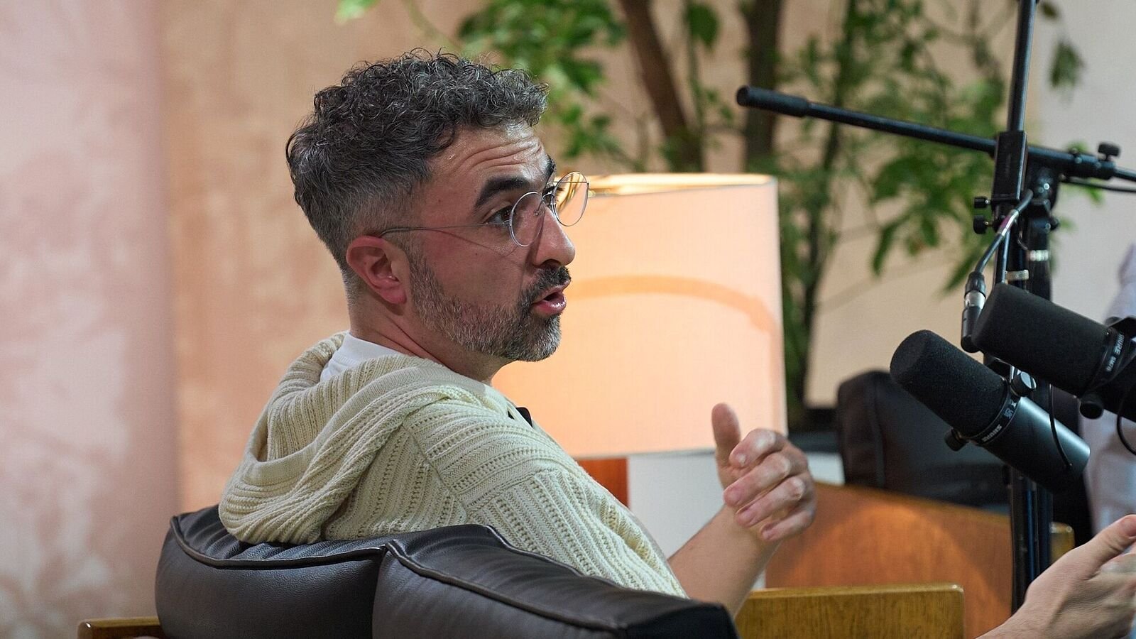  Mustafa Suleyman talked about the 'absurd' nature of researching AI consciousness