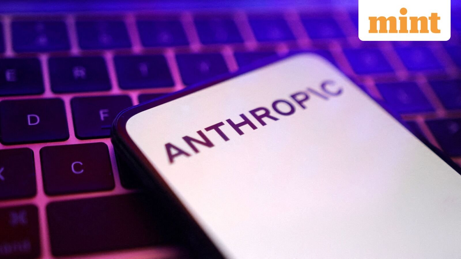 FILE PHOTO: Anthropic logo is seen in this illustration taken May 20, 2024. REUTERS/Dado Ruvic/Illustration/File Photo