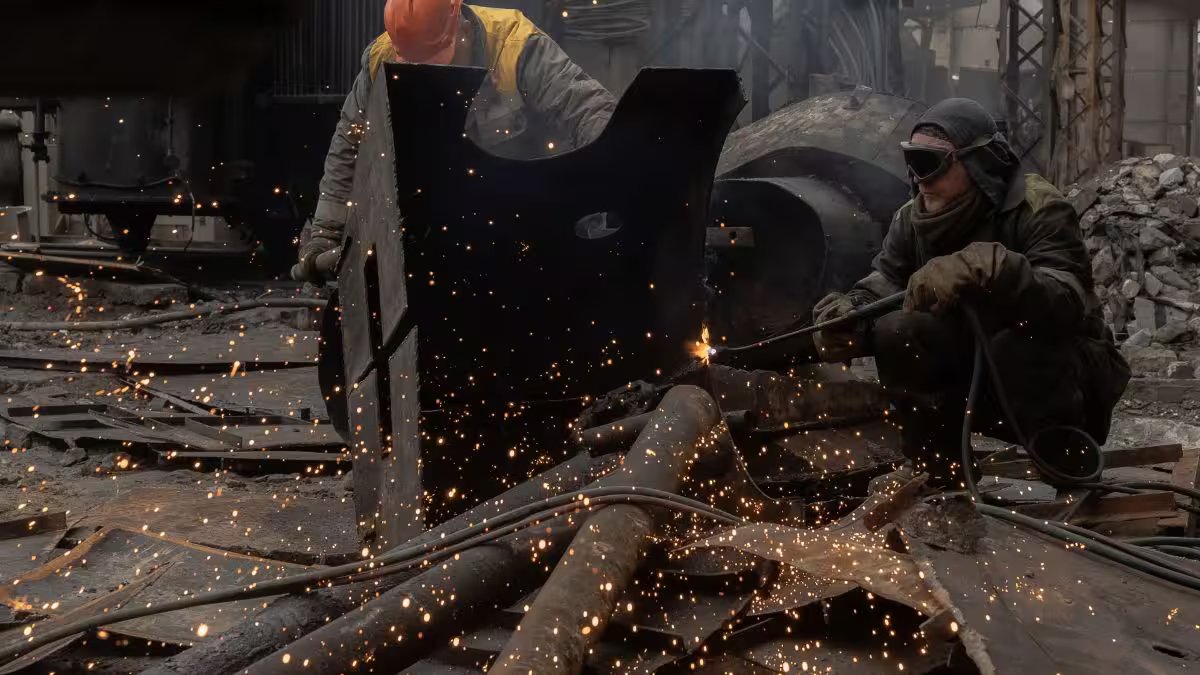 Moscow launches massive drone and missile strike on Kyiv; Zelenskyy condemns ‘calculated’ Russian attack – Firstpost