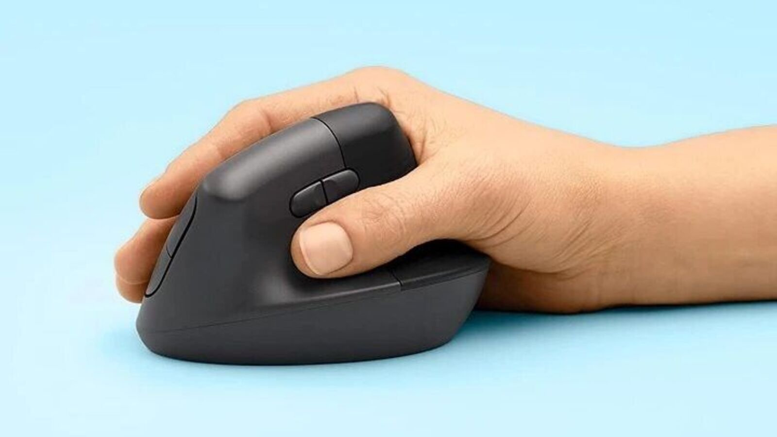 Upgrade your desk setup now and save your wrist with one of these game-changing ergonomic mice.