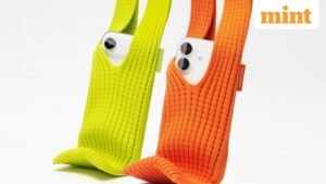 Read more about the article ‘Steve Jobs would never do that’: Netizens brutally troll Apple after iPhone Pocket launch