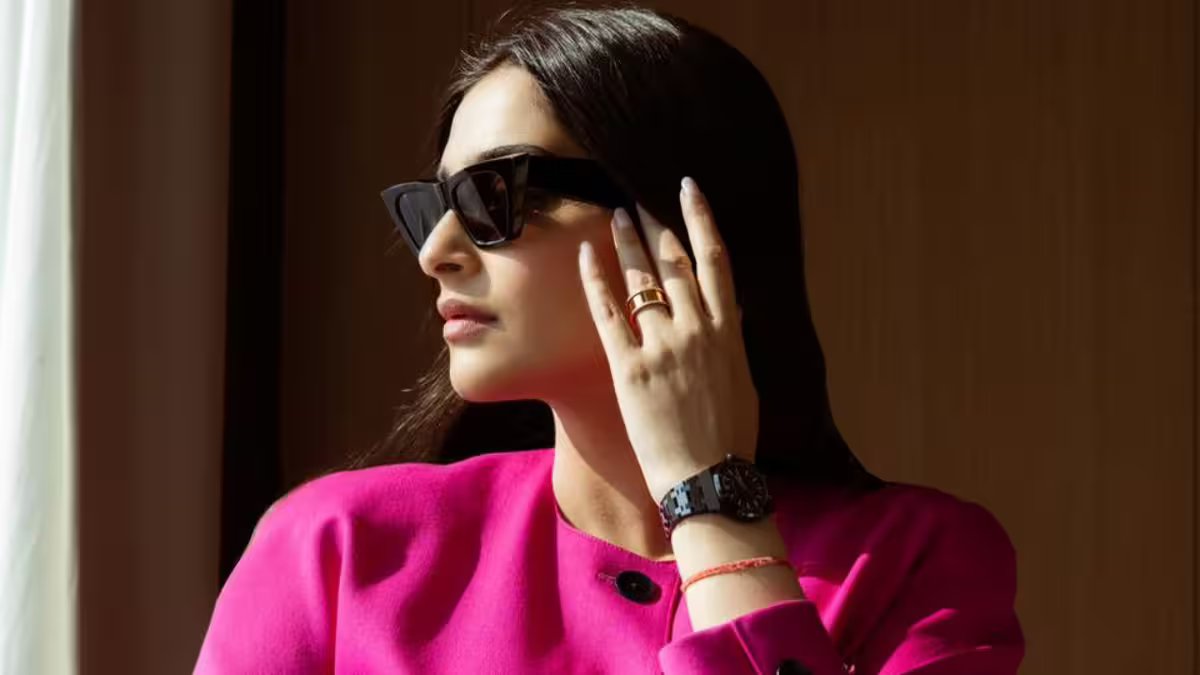 Sonam Kapoor announces second pregnancy in a stunning Princess Diana–inspired pink suit – Firstpost