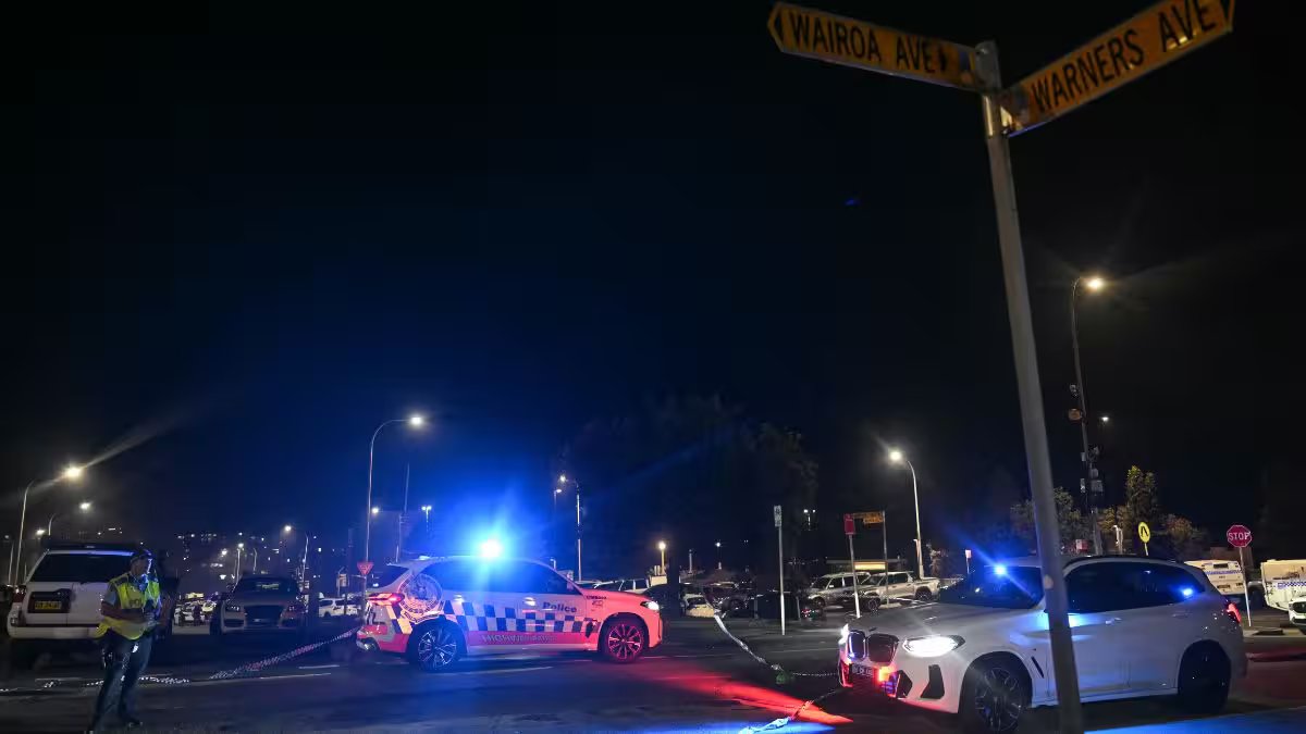 Netanyahu says Australia 'poured oil on antisemitism' after 12 killed, dozens injured – Firstpost