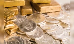 Read more about the article Gold, silver may retain strength next week as traders eye Fed meeting minutes: Analysts