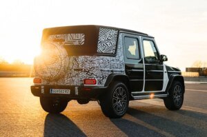 Read more about the article Mercedes G-Class Cabriolet prototype revealed with retractable soft-top