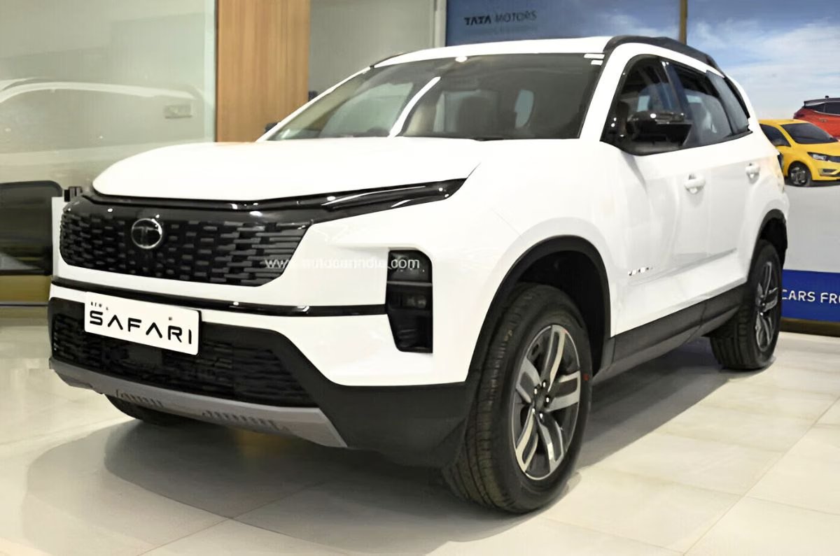 Read more about the article Tata Harrier, Safari available with up to Rs 1 lakh year-end discounts