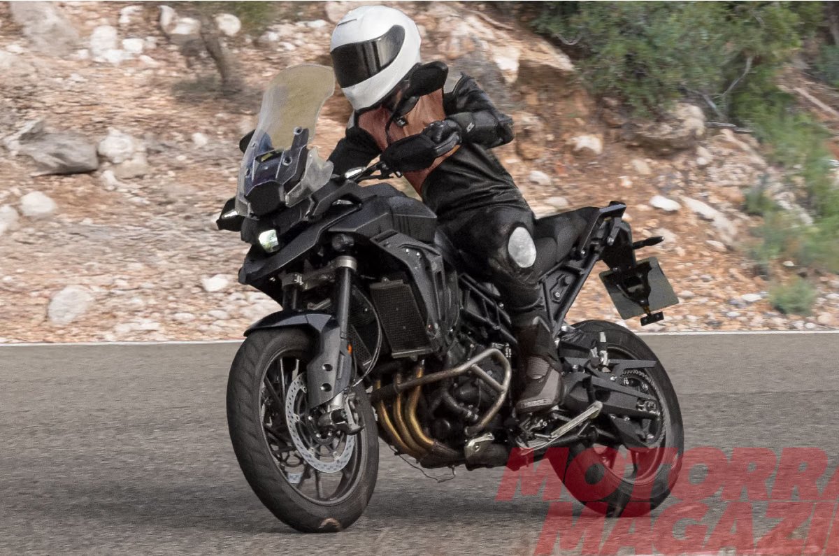 Read more about the article New Triumph Tiger 900 spied for the first time