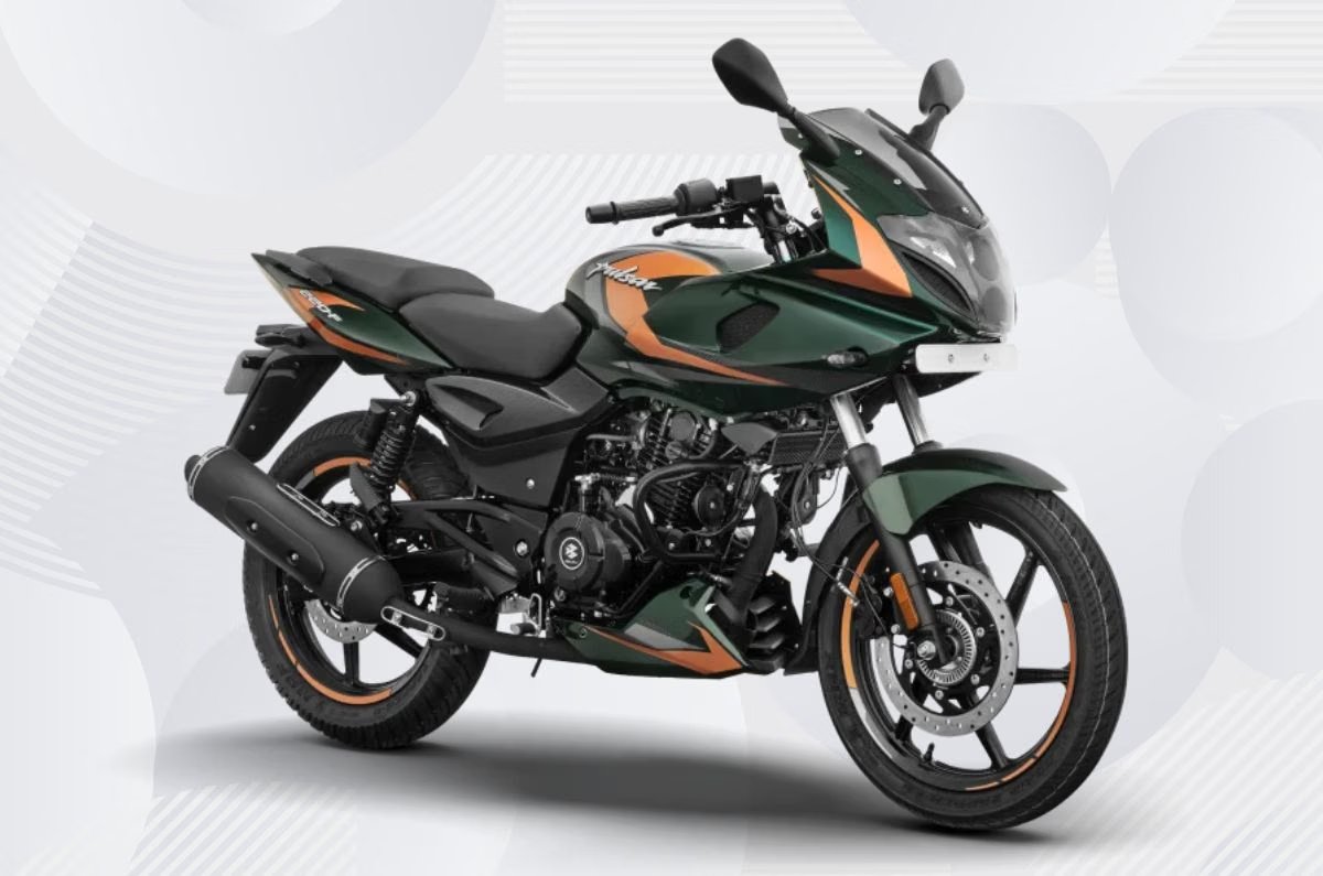 Read more about the article Bajaj Pulsar 220F with dual-channel ABS launched at Rs 1.28 lakh