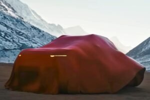 Read more about the article 2026 Renault Duster teased with India specific design changes