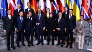 Read more about the article In talks with US, Ukraine gets close to security guarantees but deal on land remains elusive – Firstpost