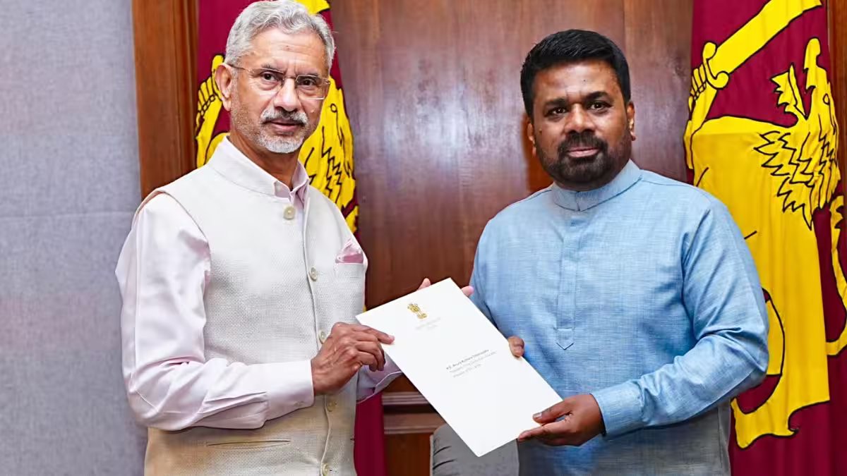 Jaishankar meets Sri Lankan leaders, pledges $450 mn to help with Cyclone Ditwah's destruction – Firstpost
