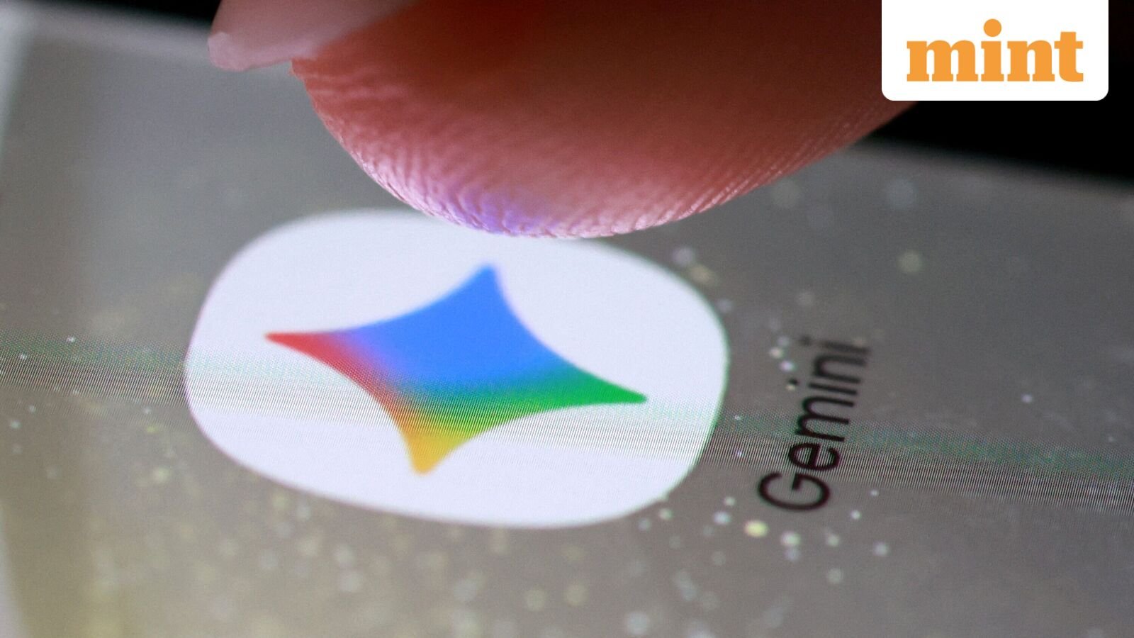 FILE PHOTO: The Gemini app icon on a smartphone in this illustration taken October 27, 2025. REUTERS/Dado Ruvic/Illustration/File Photo