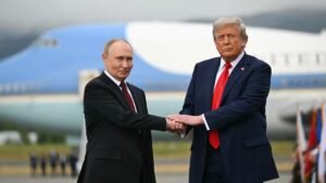 Read more about the article Trump holds ‘positive call’ with Putin on Ukraine after Mar-a-Lago meeting with Zelenskyy – Firstpost