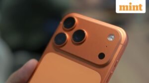 Read more about the article iPhone 17 Pro Max gets over ₹11,000 discount ahead of New Year: how to grab the deal