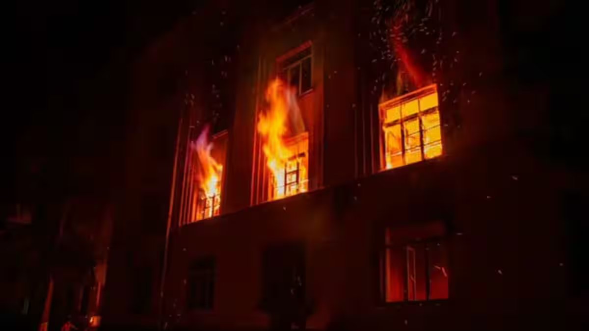 16 elderly people killed as fire rips through retirement home, 15 others survive – Firstpost