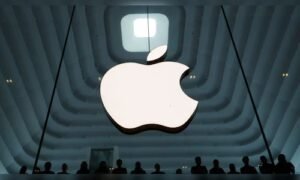 Read more about the article Apple accused of stalling antitrust case by challenging India’s penalty law