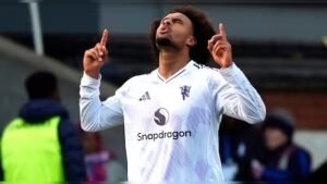 Read more about the article Zirkzee leads Manchester United’s second-half comeback in 2-1 win over Crystal Palace – Firstpost