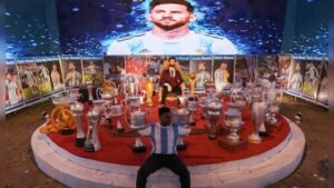 Read more about the article 72-foot statue, Rs 10 lakh selfie and football star to walk the ramp – Firstpost