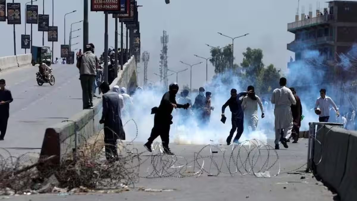 Sindhudesh demand sparks violent clashes and mass arrests in Karachi – Firstpost