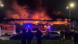 Read more about the article Massive fire breaks out at St. Petersburg market, killing one & injuring two others – Firstpost