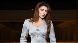 Read more about the article Actress Urvashi Rautela dons a custom tuxedo blazer, shares pictures from Saudi Arabia – Firstpost
