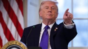 Read more about the article Trump imposes 25% tariff on countries ‘doing business’ with Iran – Firstpost