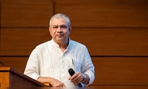 Read more about the article Half of the global chip design will happen in India to boost semiconductor industry, says Ashwini Vaishnaw