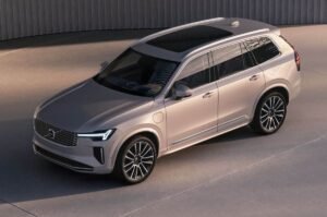 Read more about the article Volvo planning new three-row hybrid SUV to sit above XC90 – Introduction