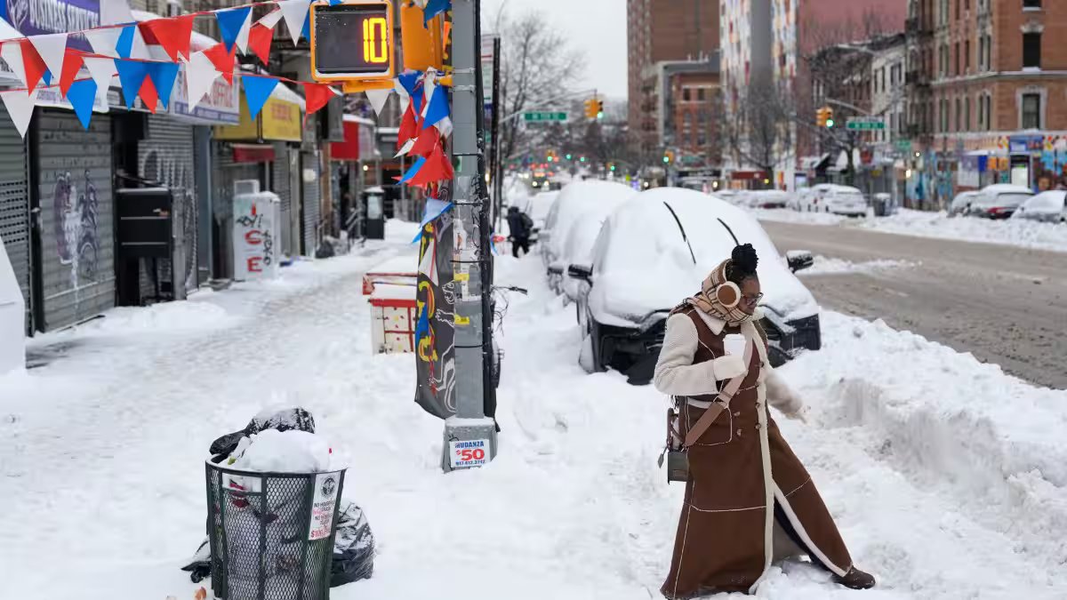 Nearly 30 people dead as bitter cold grips US; states report massive power outages – Firstpost