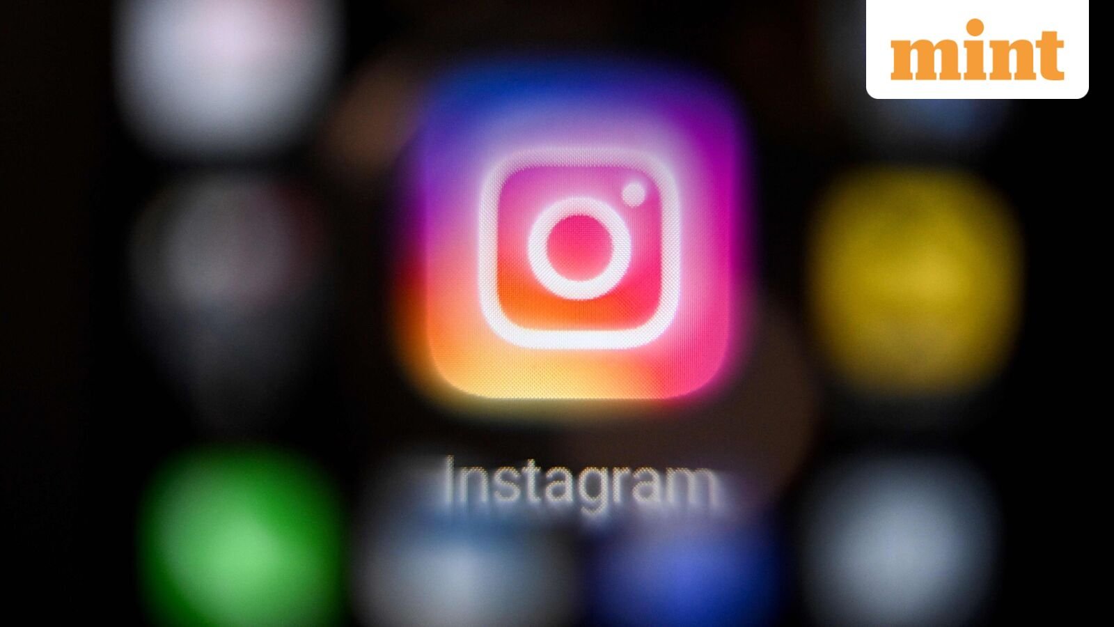 Read more about the article Is Instagram listening? How to stop the app from showing creepy hyper-personalized ads