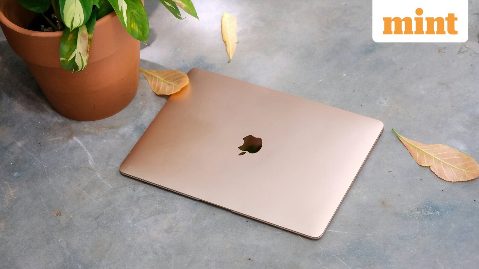 According to a new press release from market research firm TrendForce, Apple plans to introduce a 12.9-inch MacBook aimed at consumers seeking a competitively priced laptop. 