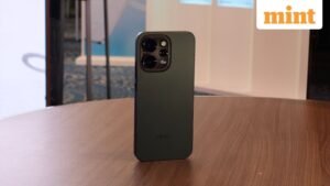 Read more about the article Vivo X200T vs Oppo Reno 15 Pro: Price, camera, display, battery and more compared