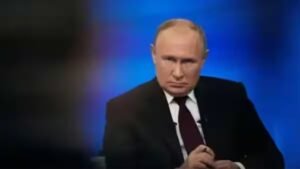 Read more about the article Putin meets Iran security chief as Trump steps up pressure over nuclear deal – Firstpost