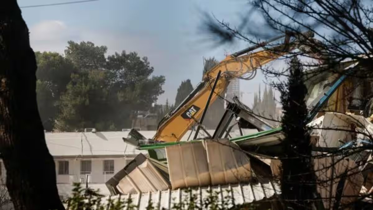 Israel bulldozes UNRWA headquarters in east Jerusalem after banning agency’s operations – Firstpost