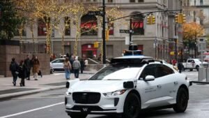 Read more about the article Brits and Americans are now buying more cars, but that’s not the whole story – Firstpost