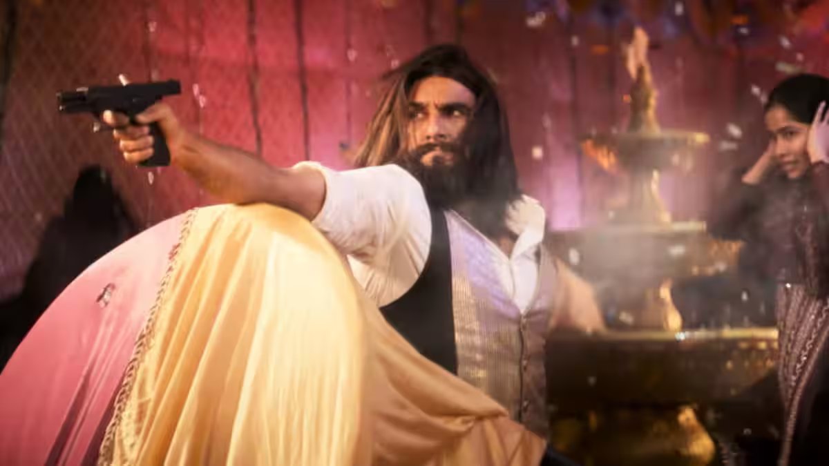 Ranveer Singh-starrer becomes first Bollywood film to cross Rs. 800 Cr in India; All Records it has broken so far – Firstpost