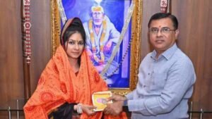 Read more about the article Actress Tanishaa Mukerji seeks Sai Baba’s blessings at Shirdi, begins 2026 on a spiritual note – Firstpost