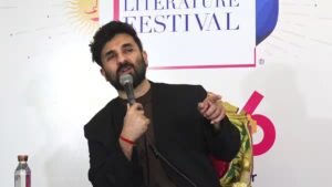 Read more about the article Vir Das on Aamir Khan’s ‘Happy Patel: Khatarnak Jasoos’ & his book: ‘I am not Kapil Sharma on Netflix…’ – Firstpost
