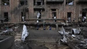 Read more about the article Russia hits Ukraine energy grid as second round of trilateral talks ends – Firstpost