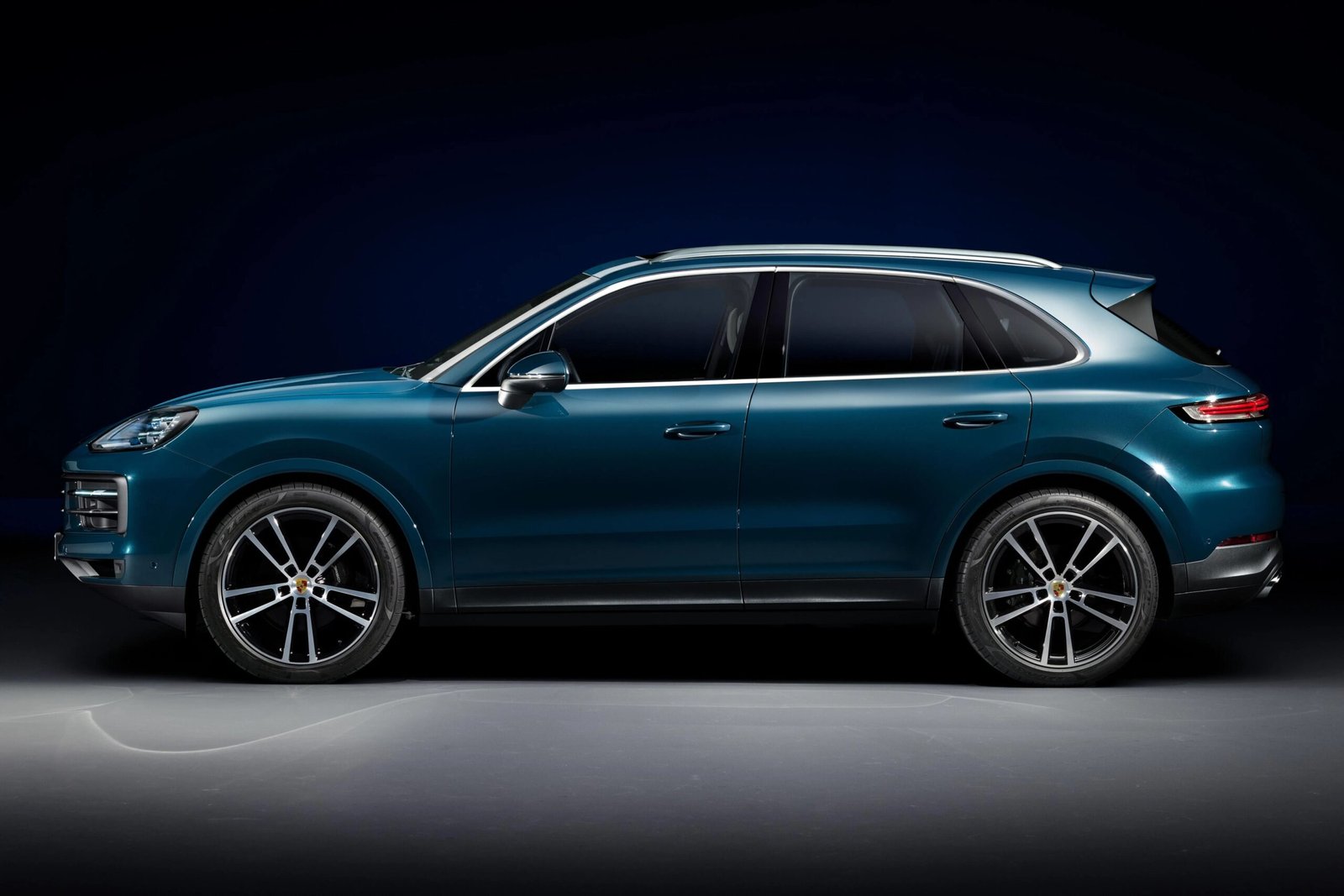 Upcoming Porsche K1 flagship SUV will no longer debut as an EV - Introduction