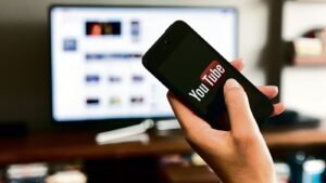 YouTube back online! Video platform says issue fixed