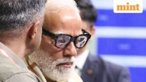 Read more about the article PM Modi becomes first person to try ‘Sarvam Kaze’: Know all about desi Meta Ray-Ban rival