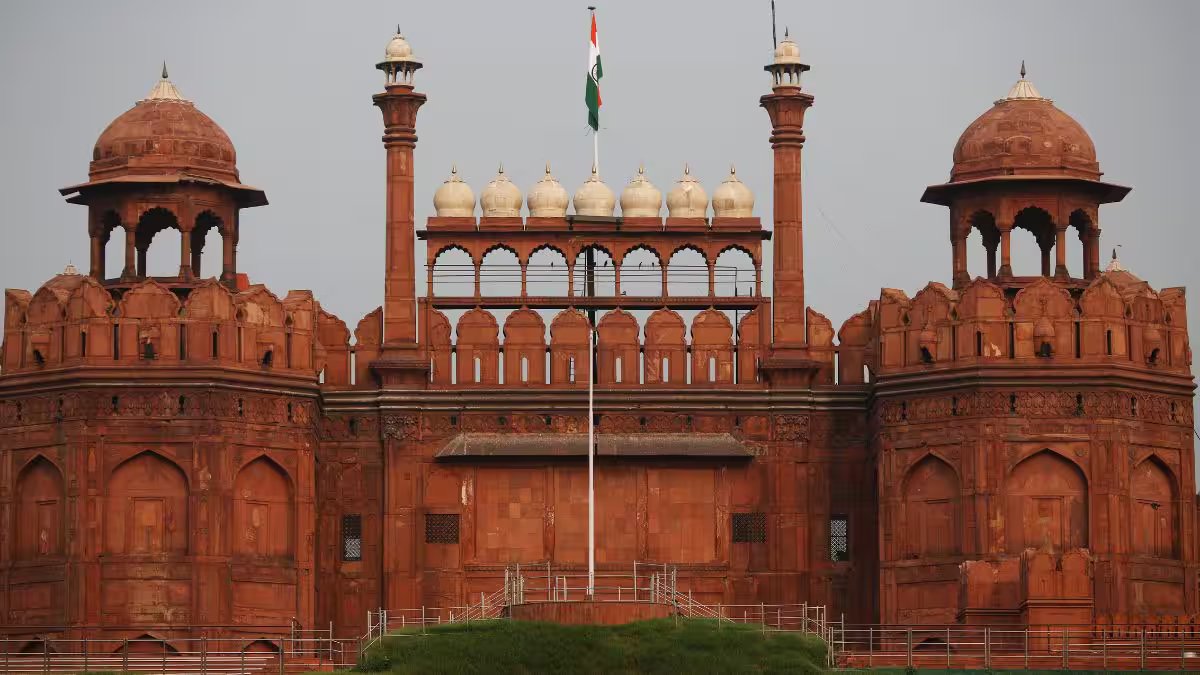 UN report links Jaish-e-Mohammed to Red Fort attack, warns of Masood Azhar's women-only terror wing – Firstpost
