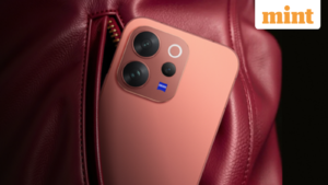 Read more about the article Vivo V70, V70 Elite with 1.5K AMOLED display, 6,500 mAH battery launched in India: Price, specs, launch offers and more