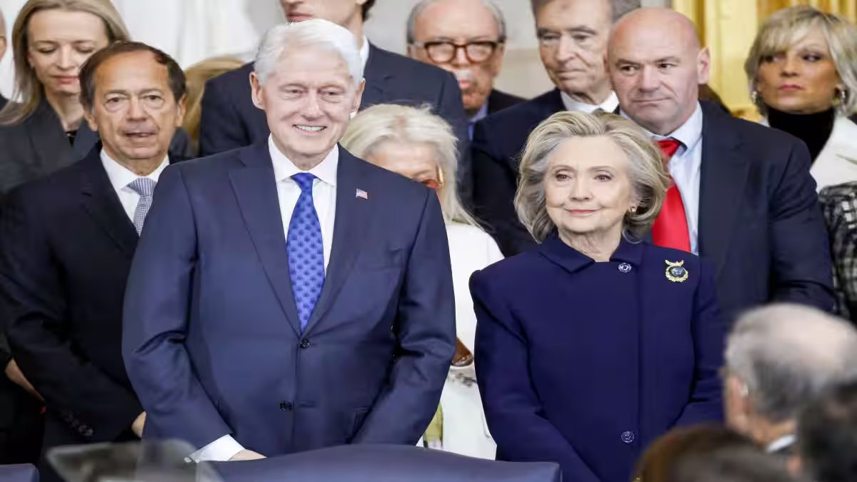 Clintons demand Epstein testimony be public, say closed-door deposition could be politicised – Firstpost
